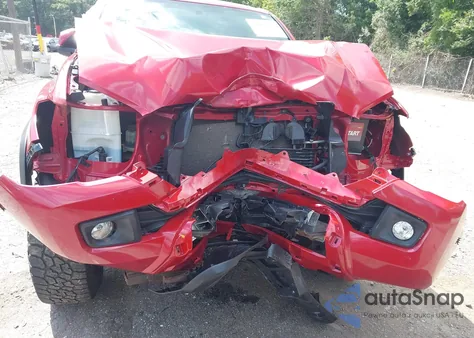 2017 Toyota Tacoma Trd Off Road z USA, uszkodzony, nr VIN 3TMCZ5ANXHM118561